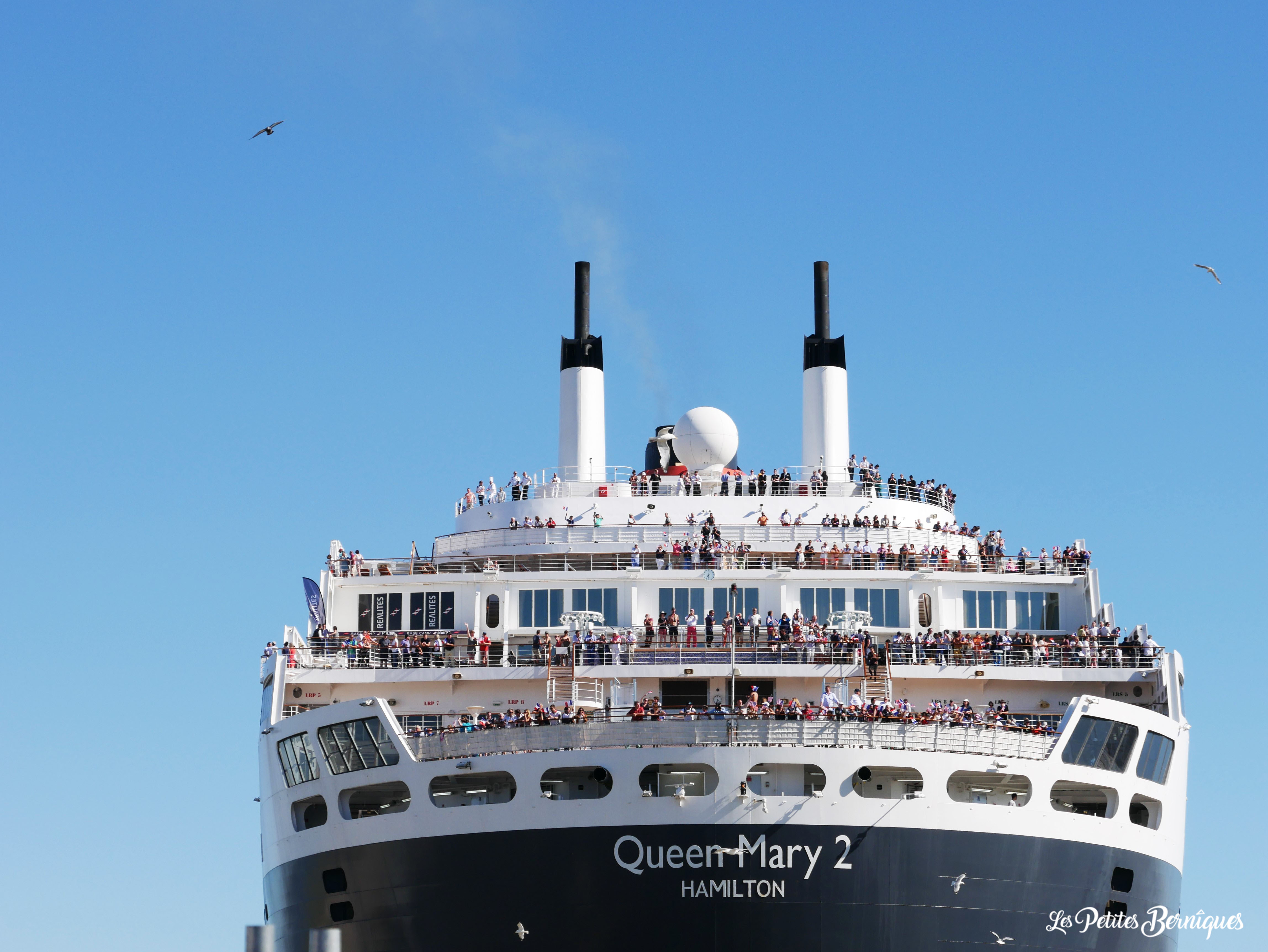 Le Queen Mary II a Saint-Nazaire pendant The Bridge