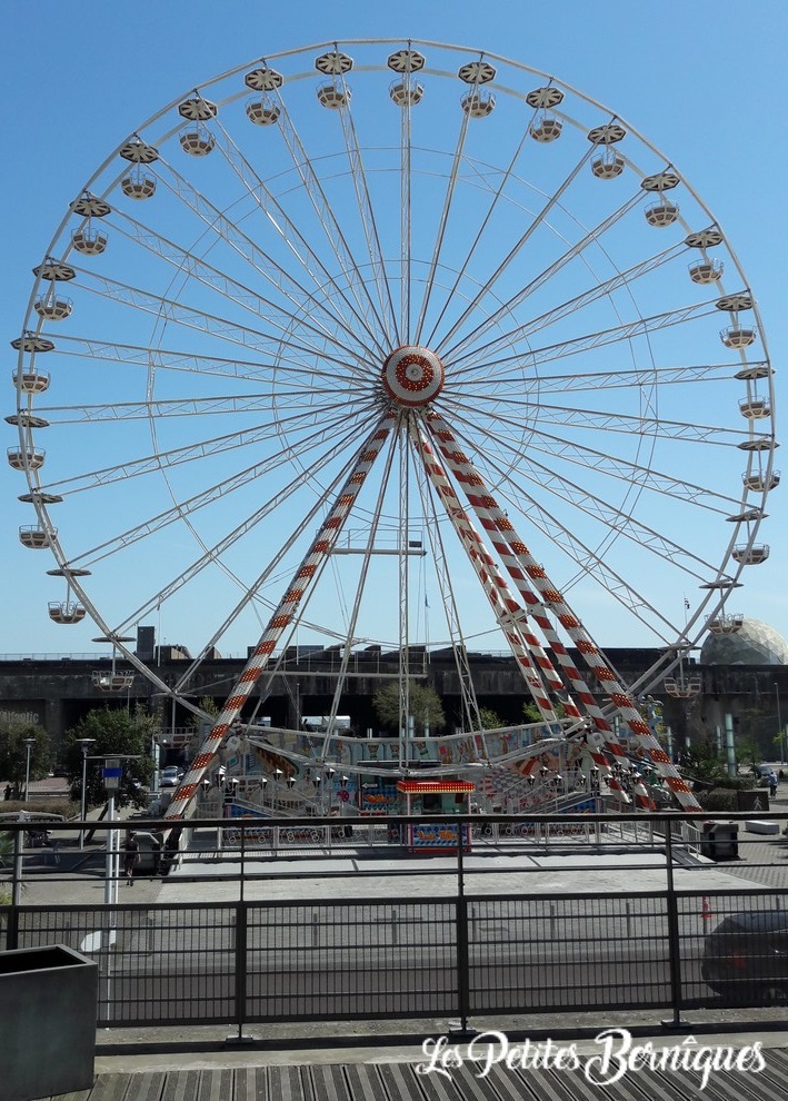 Saint-Nazaire - grande roue - place amerique latine