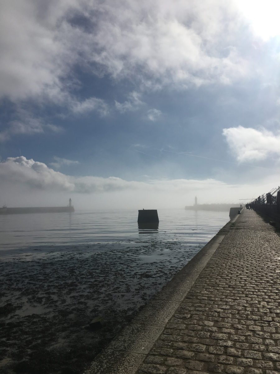 Brume sur la jetée