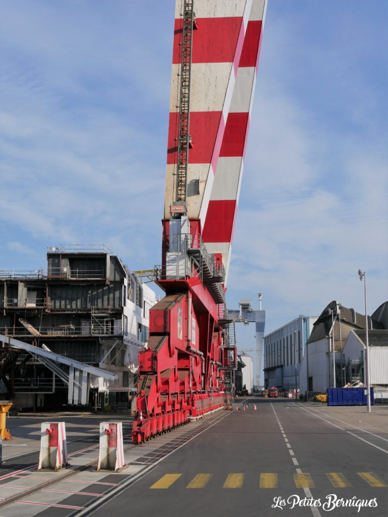 Portique chantiers navals Saint-Nazaire